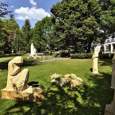 Hotel Krakonos Marianske Lazne Bagian luar foto
