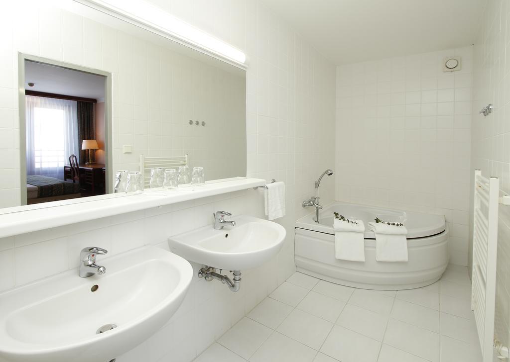 Hotel Krakonos Marianske Lazne Ruang foto