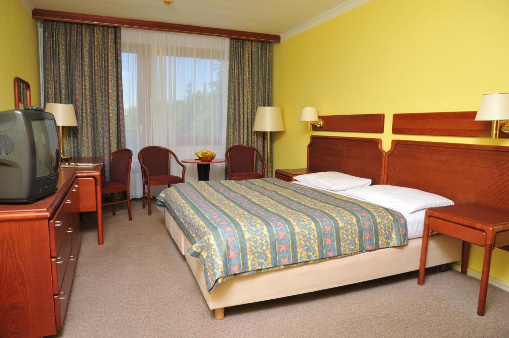 Hotel Krakonos Marianske Lazne Ruang foto